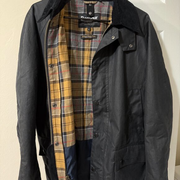 Barbour Ashby Waxed Jacket in Classic Navy - Picture 2 of 3